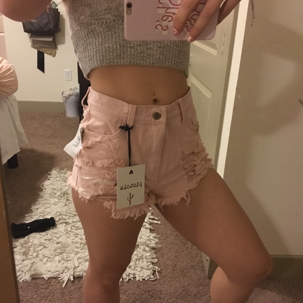 pink shorts
